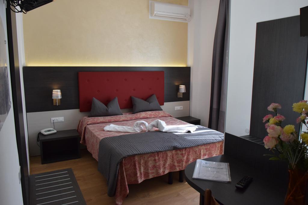 Hotel Verdi Lido di Jesolo Szoba fotó