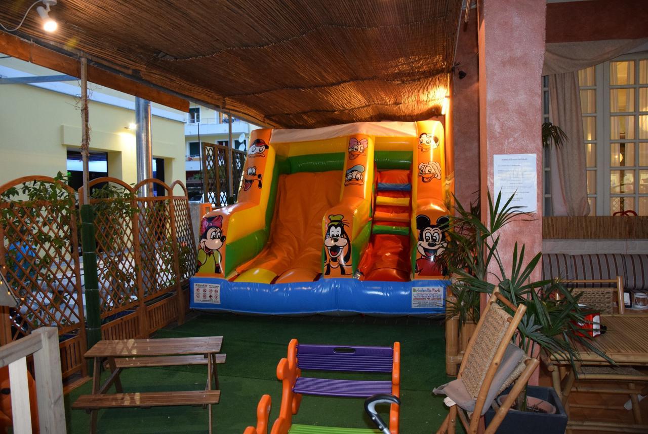 Hotel Verdi Lido di Jesolo Kültér fotó