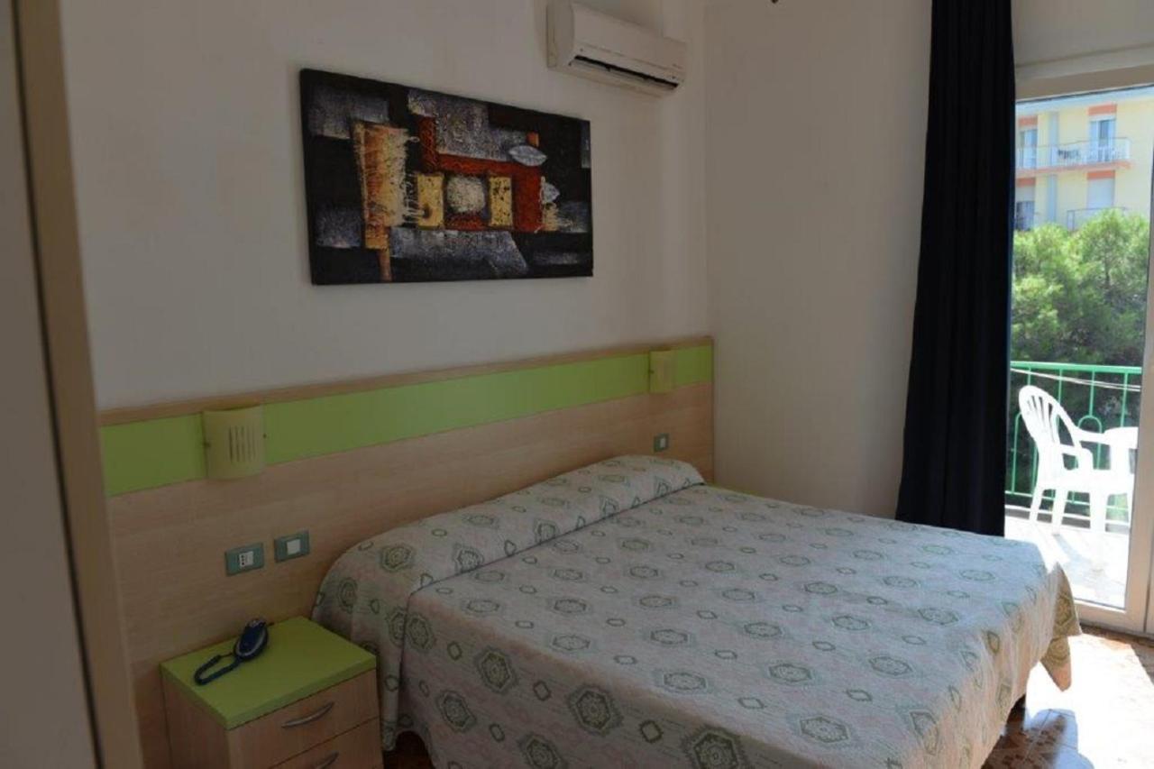 Hotel Verdi Lido di Jesolo Kültér fotó